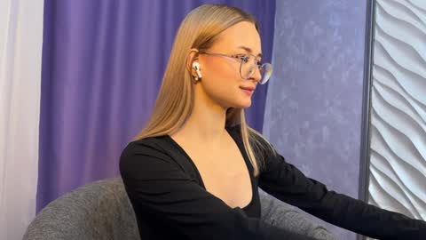 Tiffany online show from 16, 12, 2024