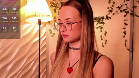 Tiffany online show from 13, 11, 2025