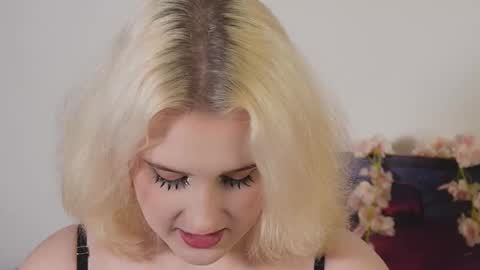 tiffanyjons online show from 16, 11, 2025