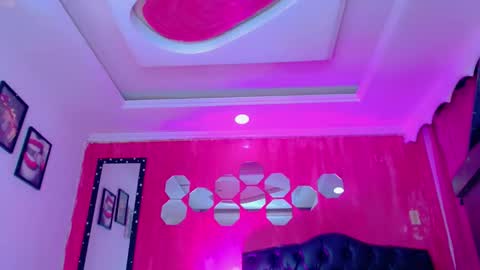 tiffanymackensyy69 online show from 18, 2, 2026