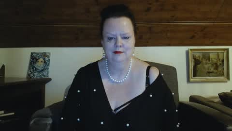 Snapshot of tiffanymature chatting on 3, 5, 2026 TiffanyMature online show from 3, 5, 2026