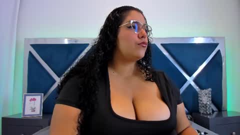 Snapshot of tiffanymiller01 chatting on 18, 6, 2026 Tiffany Miller online show from 18, 6, 2026