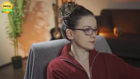 tiffanyriox online show from 20, 2, 2026