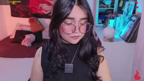 Snapshot of tigerlily__1 chatting on 25, 7, 2026 Lilith online show from 25, 7, 2026