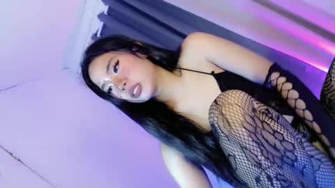 Snapshot of tight_elliana chatting on 15, 9, 2025 tight_elliana online show from 15, 9, 2025