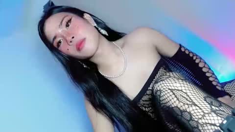 tight_elliana online show from 21, 10, 2025