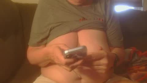 Snapshot of tight_kitty55 chatting on 26, 6, 2026 tight Kitty55 online show from 26, 6, 2026