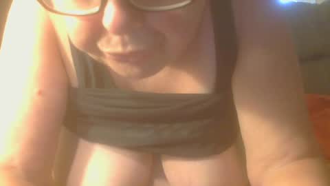 Snapshot of tight_kitty55 chatting on 29, 6, 2026 tight Kitty55 online show from 29, 6, 2026