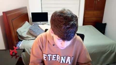 Snapshot of tightncuteass chatting on 23, 10, 2025 Camilo online show from 23, 10, 2025