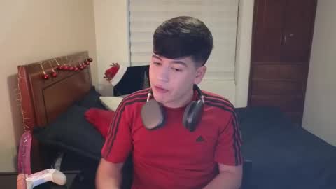 Snapshot of tightncuteass chatting on 18, 11, 2025 Camilo online show from 18, 11, 2025