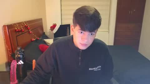 Snapshot of tightncuteass chatting on 27, 11, 2025 Camilo online show from 27, 11, 2025