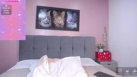 tiiny emilly online show from 19, 12, 2025