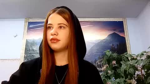 Snapshot of tillietruchan chatting on 5, 2, 2026 Natalie online show from 5, 2, 2026