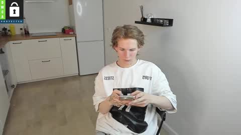 Tim online show from 12, 10, 2025