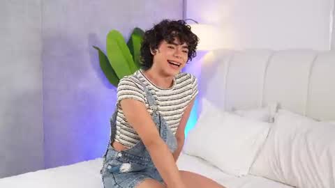 Snapshot of timmyshy chatting on 13, 6, 2026 timmyshy online show from 13, 6, 2026