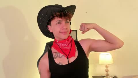 Snapshot of timothy_ross chatting on 23, 11, 2025 Timothy 21 years old online show from 23, 11, 2025