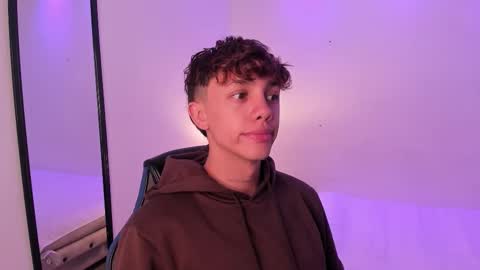 Snapshot of timothy_ross chatting on 1, 12, 2025 Timothy 21 years old online show from 1, 12, 2025