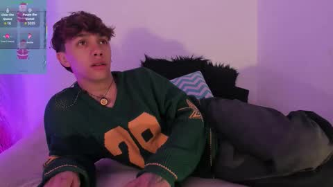 Snapshot of timothy_ross chatting on 19, 12, 2025 Timothy 21 years old online show from 19, 12, 2025