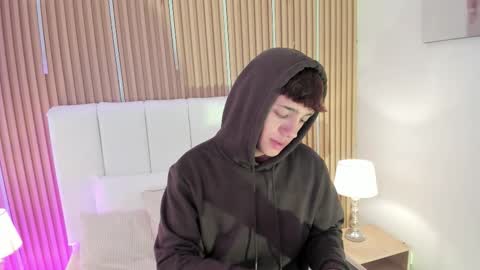 Snapshot of timothy_ross chatting on 25, 2, 2026 Timothy 21 years old online show from 25, 2, 2026