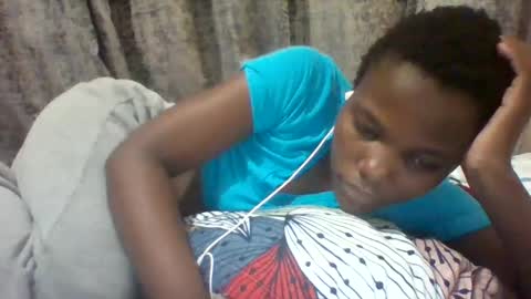 Snapshot of tina2030_1 chatting on 2, 6, 2026 tee online show from 2, 6, 2026