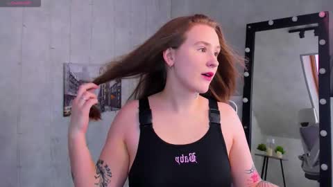 Snapshot of tina_hicks chatting on 2, 2, 2026 Stella online show from 2, 2, 2026