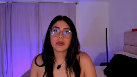 tina_olsen07 online show from 26, 4, 2026