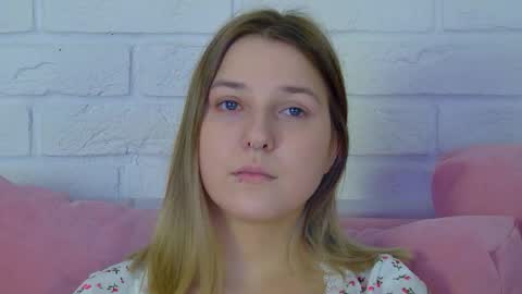 TinaBurton online show from 26, 3, 2026