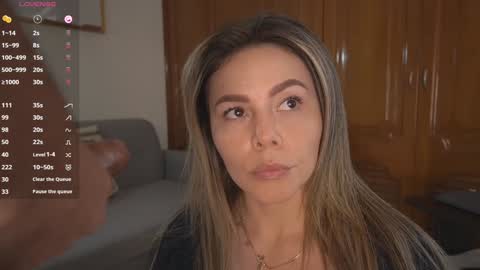 Snapshot of tinacb chatting on 14, 12, 2024 tinacb online show from 14, 12, 2024