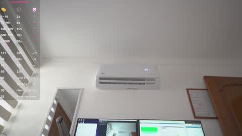 Snapshot of tinacb chatting on 24, 12, 2024 tinacb online show from 24, 12, 2024