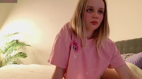 tinasiner online show from 9, 5, 2026