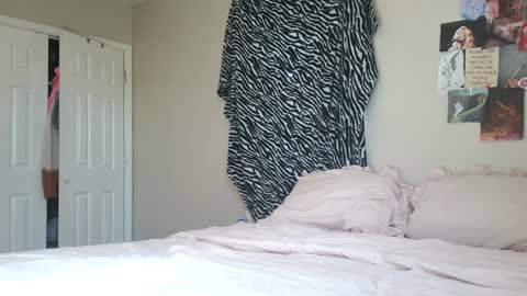 tinatinatina1738 online show from 10, 3, 2025