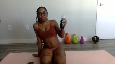 TineeBadass online show from 3, 5, 2026