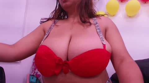 Snapshot of tinkerbell_1 chatting on 30, 9, 2025 tinkerbell online show from 30, 9, 2025