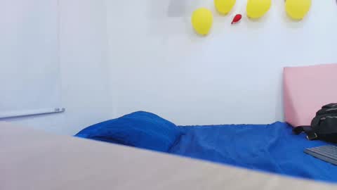 Snapshot of tinkerbell_1 chatting on 6, 10, 2025 tinkerbell online show from 6, 10, 2025