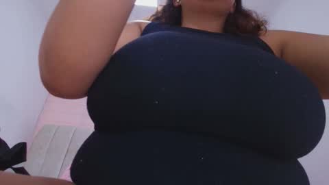 Snapshot of tinkerbell_1 chatting on 2, 12, 2025 tinkerbell online show from 2, 12, 2025