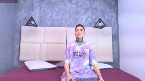 TINNY AND CANDY online show from 17, 10, 2025