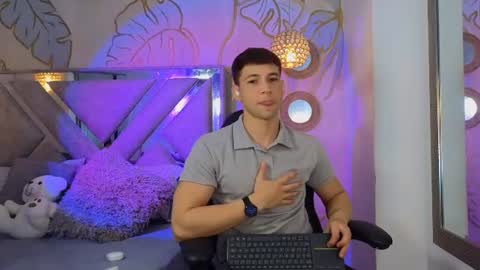 Snapshot of tinocrow chatting on 15, 6, 2026 TONY online show from 15, 6, 2026