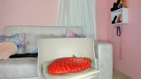 tiny_cora online show from 16, 2, 2025