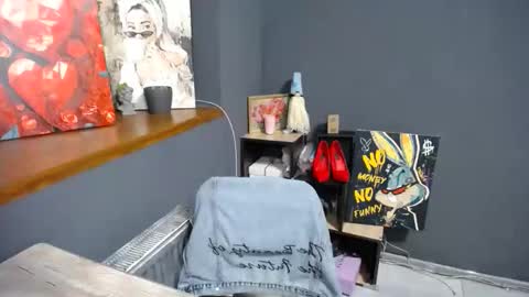 Gloria online show from 9, 9, 2025