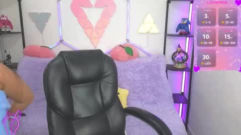 Snapshot of tiny_vixen_ chatting on 26, 12, 2024 tiny_vixen_ online show from 26, 12, 2024