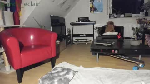 Tiny online show from 28, 9, 2025