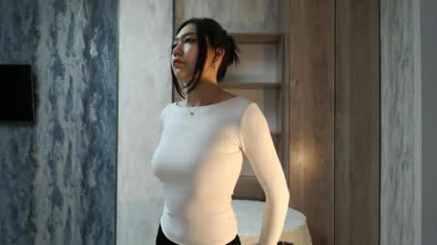 Snapshot of tinykawaii chatting on 28, 4, 2026 Tina extra tips in PVT online show from 28, 4, 2026
