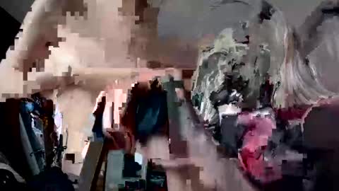 stage Kylie Sinner  brand CLITBAIT online show from 25, 2, 2025