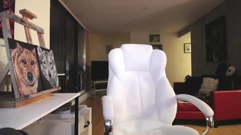 stage Kylie Sinner  brand CLITBAIT online show from 24, 9, 2025