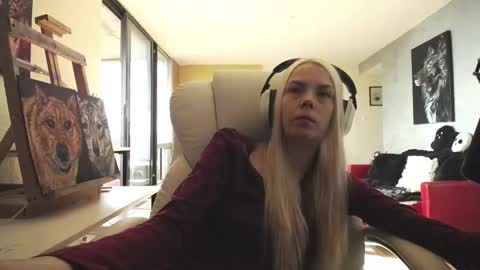 stage Kylie Sinner  brand CLITBAIT online show from 26, 9, 2025