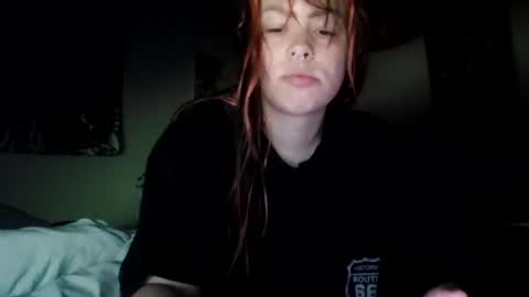 Snapshot of tinytittiexx chatting on 13, 6, 2026 tinytittiexx online show from 13, 6, 2026