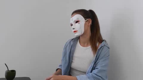 Snapshot of tipsytinkerbell chatting on 27, 10, 2025 Tinks online show from 27, 10, 2025