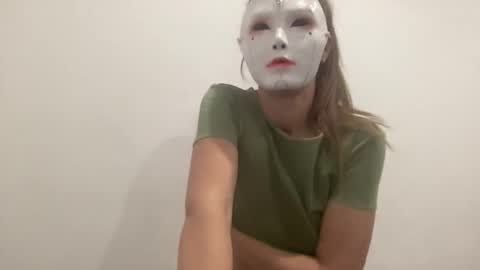 Snapshot of tipsytinkerbell chatting on 31, 10, 2025 Tinks online show from 31, 10, 2025