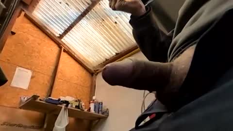 Snapshot of tirexx69 chatting on 6, 1, 2026 tirexx69 online show from 6, 1, 2026