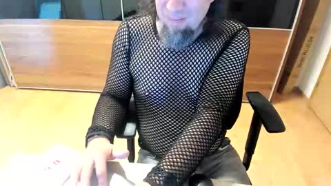 Snapshot of tirolerboy27 chatting on 28, 5, 2026 Tirolerboy27 online show from 28, 5, 2026